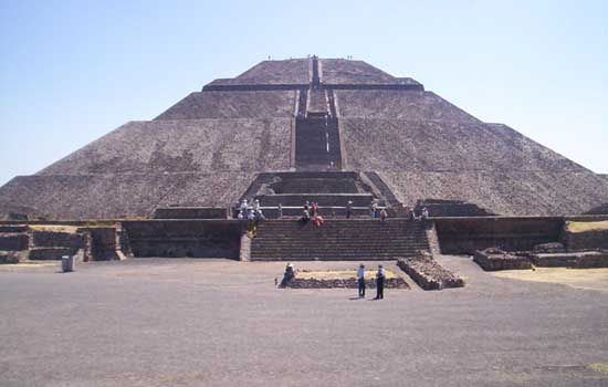 Frontal view of the Pyramid of the Sun Frontal view of the Pyramid of the Sun